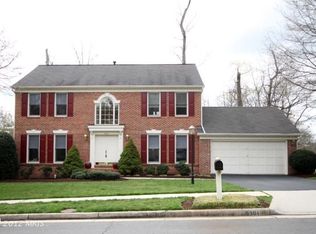 5301 Renaissance Ct, Burke, VA 22015