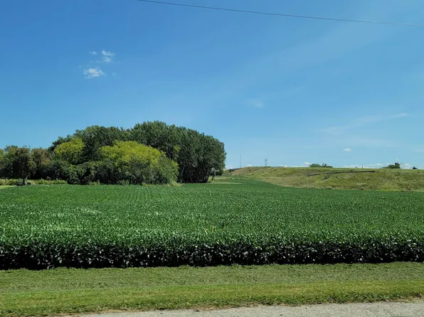 W8543 Lincoln Rd, Van Dyne, WI 54979