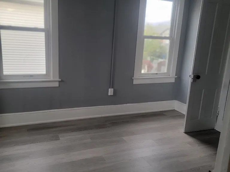 43 Wyoming St — Photo 8
