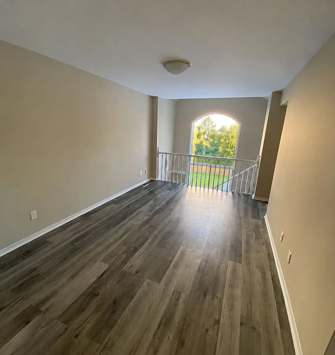 3 bed, $2,675 — Photo 2