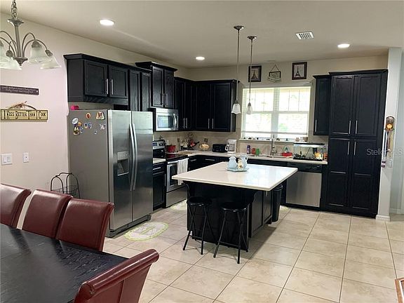 4th image of 4652 Southlawn Ave