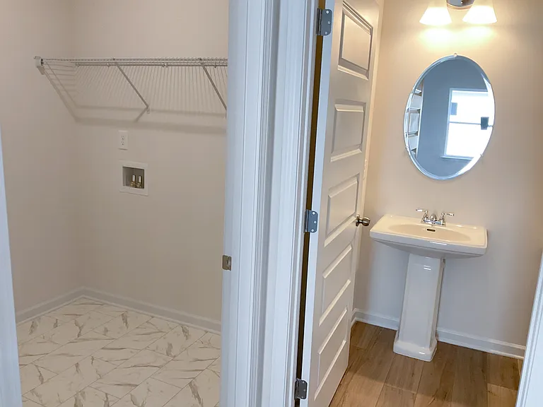 124 Red Oak Ln — Photo 22