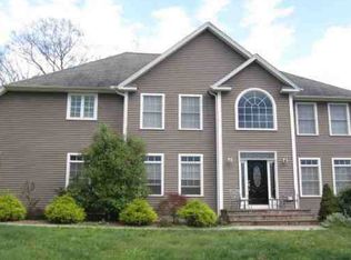 43 Orchard Farms Rd, Colchester, CT 06415