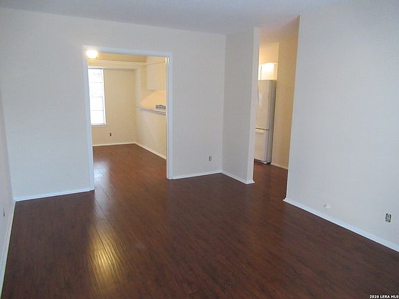 5th image of 3415 Willowwood
