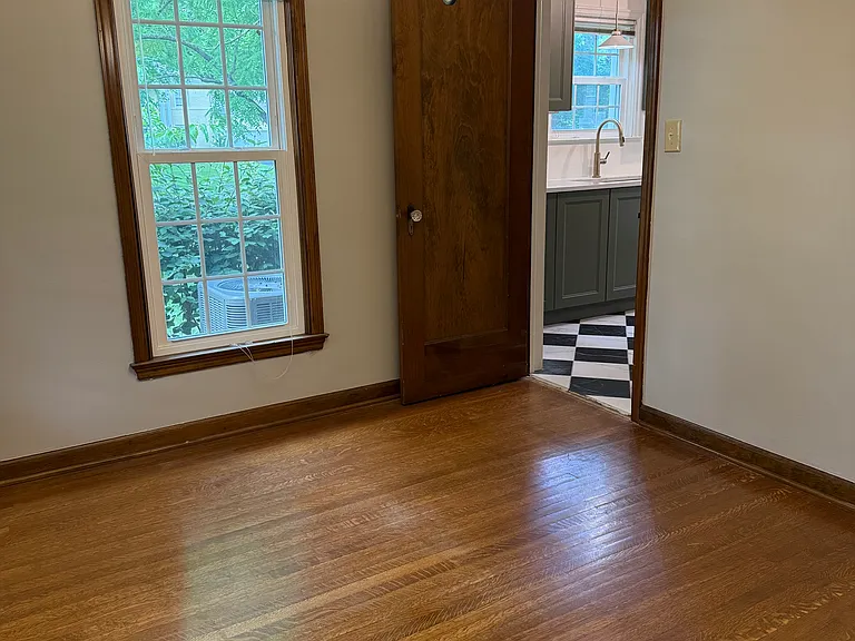 Leaving kitchen into dining room
