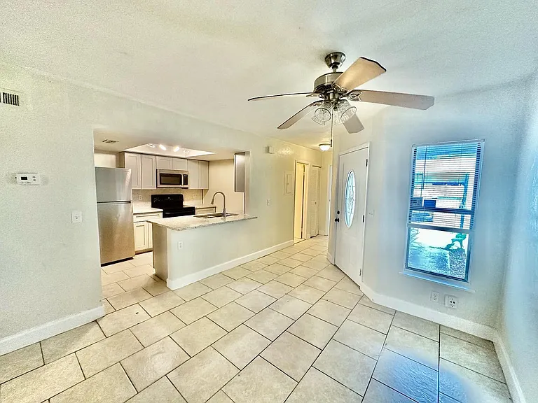 2858 Wonderwood Ln — Photo 28