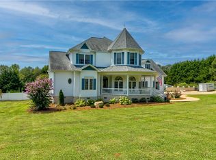 515 Albatross Rd, Easley, SC 29640