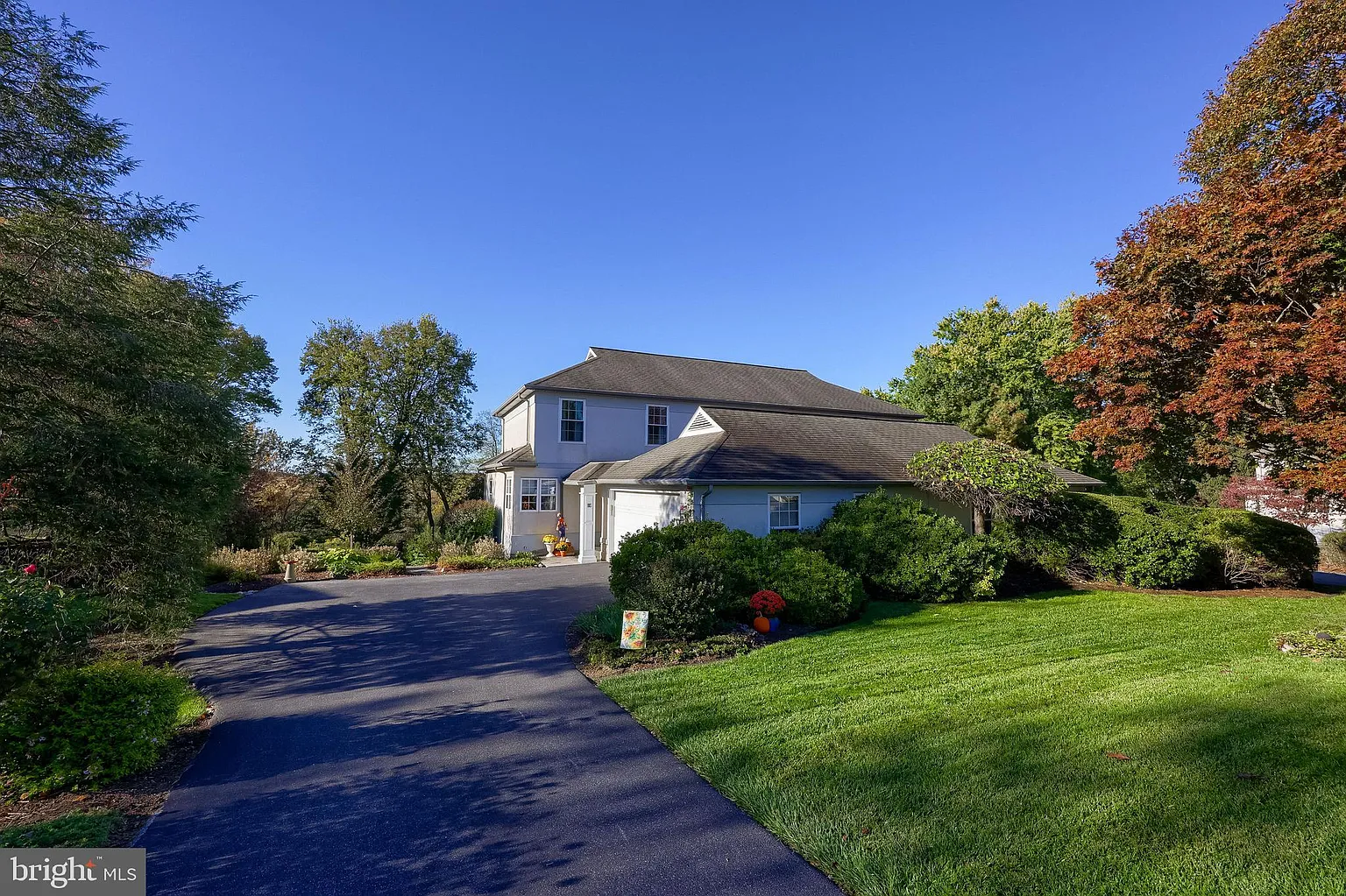 18 Laurelgate Pl photo 1