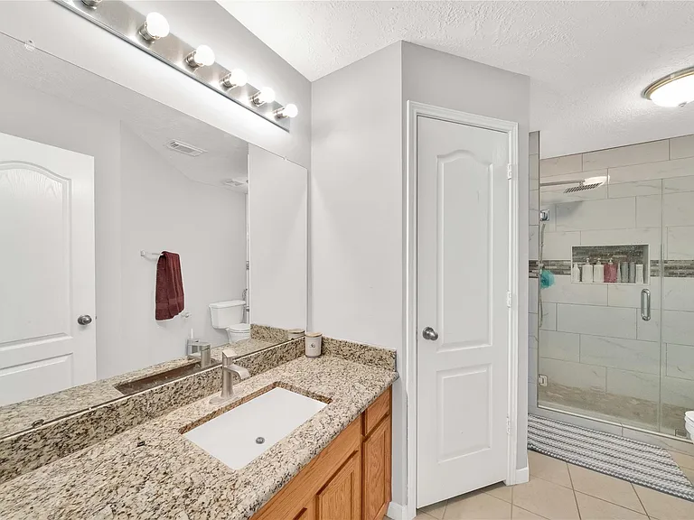 5522 Brookhollow Oaks Trl — Photo 23