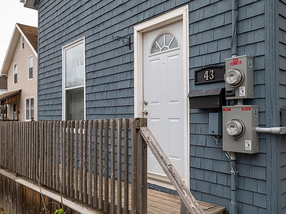 5th image of 43 Reserve St