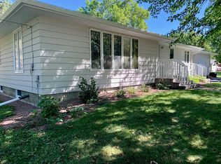 740 Sweetman St, Currie, MN 56123