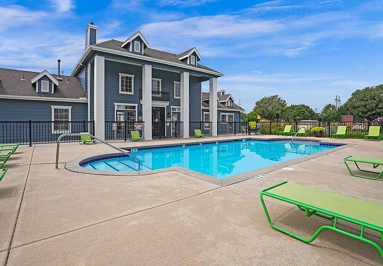 Remington Wichita Apts. — Photo 12