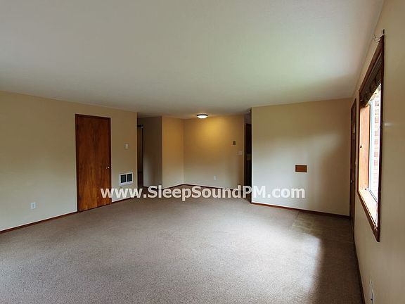 3rd image of 4809 E 18th St