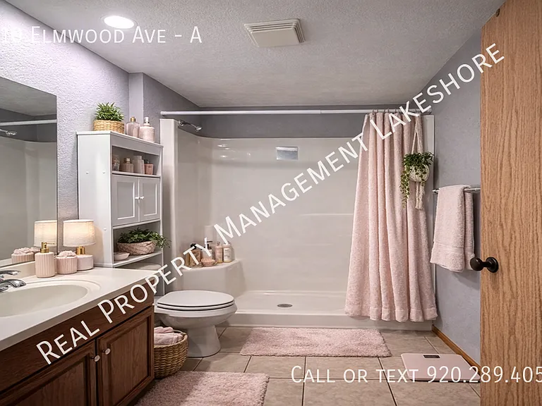 910 Elmwood Ave #A — Photo 4