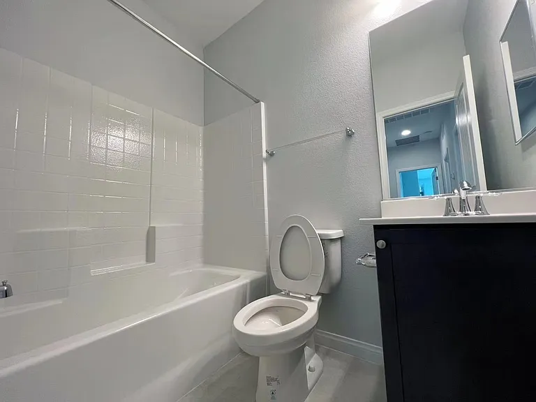 5870 Steinbeck Valley St — Photo 11
