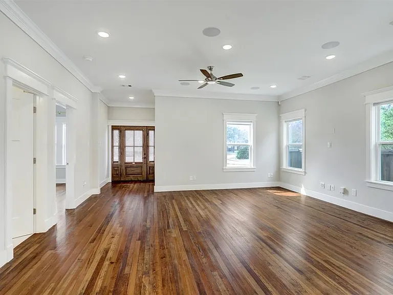 317 Telephone Rd — Photo 5