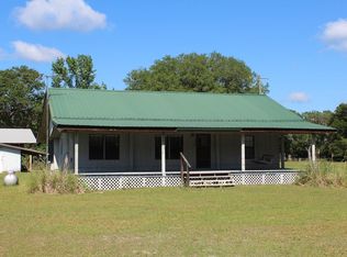 208 SE Antelope Rd, Branford, FL 32008