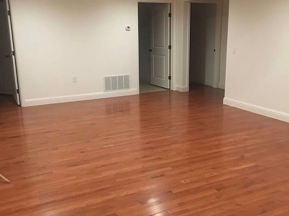 1st image of 2507 Woodhaven Dr