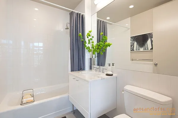 Rented by aptsandlofts.com | media 28