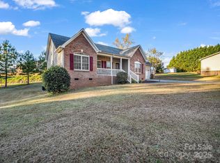 1620 McFarland Dr, Shelby, NC 28152
