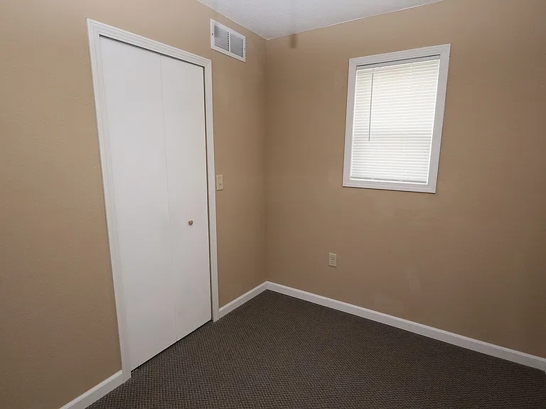 1403 E Lincoln Ave #2 — Photo 4