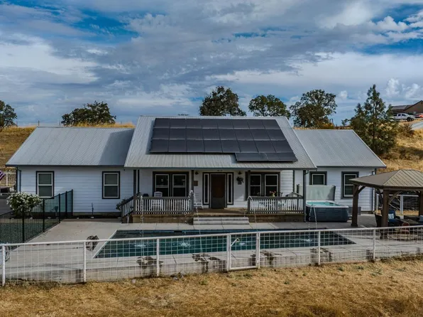 3938 Curran Rd, Ione, CA 95640