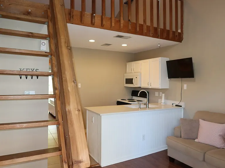 2210 Pearl St #303 — Photo 17