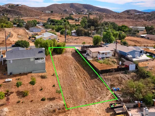 18 Cottontail Dr., Menifee, CA 92587