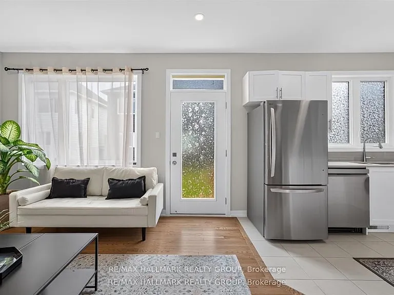 627 Alopex Row — Photo 16