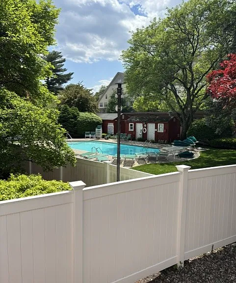 12 Hammond Pond Pkwy — Photo 8