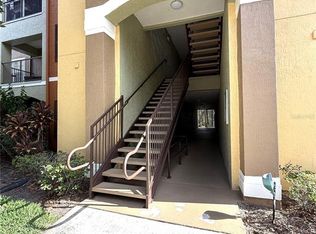 814 Crest Pines Dr APT 915, Orlando, FL 32828