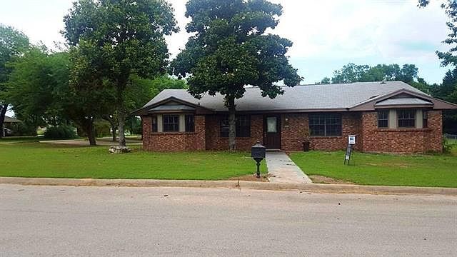 1st image of 624 Lakewood Dr