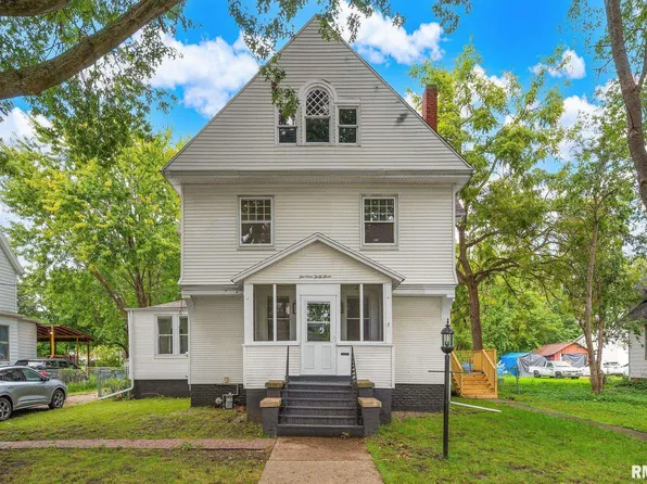 1443 E Knox St, Galesburg, IL 61401