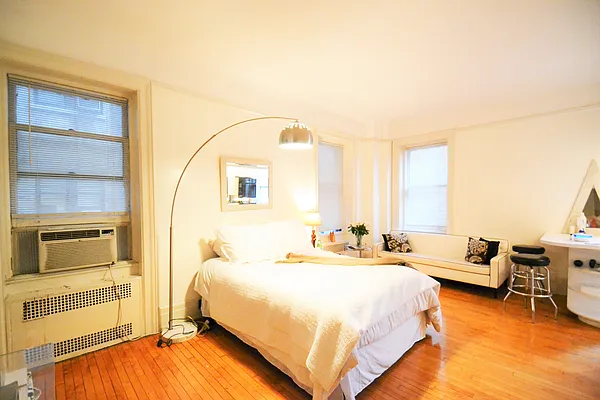 Rented by Lasri Group Inc | media 5