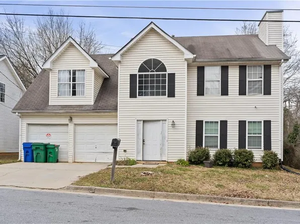 3958 Waldrop Hills Dr, Decatur, GA 30034