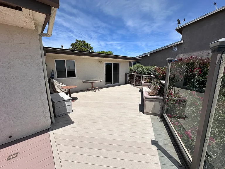 3539 Mount Laurence Dr — Photo 28