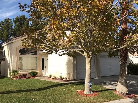 2nd image of 2401 Sterling Heights Dr