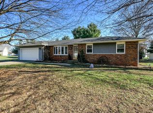 342 Independence Dr, Valparaiso, IN 46383