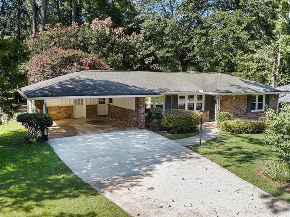 4216 Fontana Ct, Tucker, GA 30084