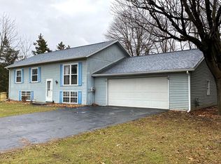 9 Woodland Way, Horseheads, NY 14845