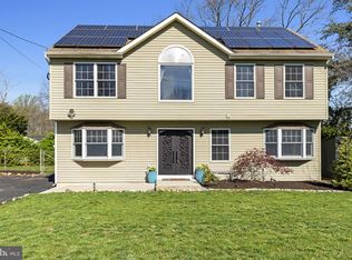 329 Maple Rd, Mount Laurel, NJ 08054