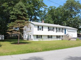 77 Kenwood St, Warwick, RI 02889