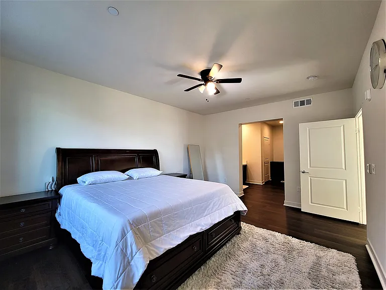 2820 Wagon Wheel Rd #402 — Photo 25