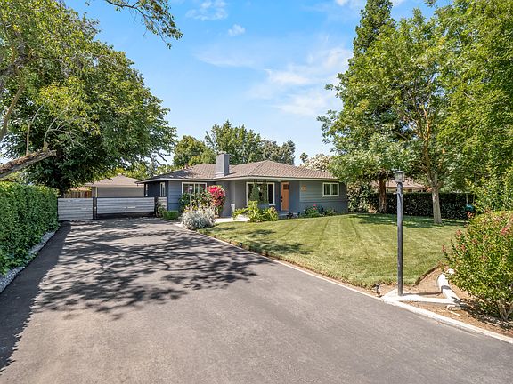 4th image of 1024 E Sierra Madre Avenue