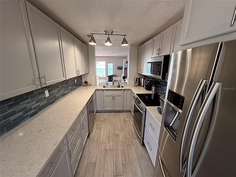 4942 Coquina Key Dr SE — Photo 3