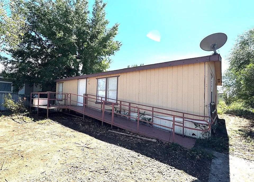 2 bed, 2.0 bath, 1077 sqft, $1,550 — Photo 1
