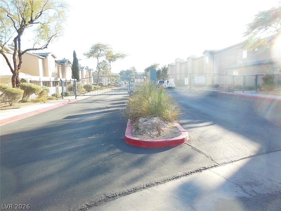 1st image of 5225 Wave Dancer Ln
