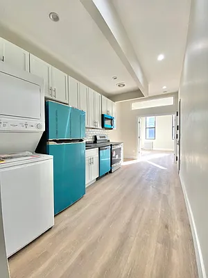 Rented by Compass | media 9