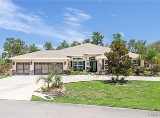 8 Myosotis Ct, Homosassa, FL 34446