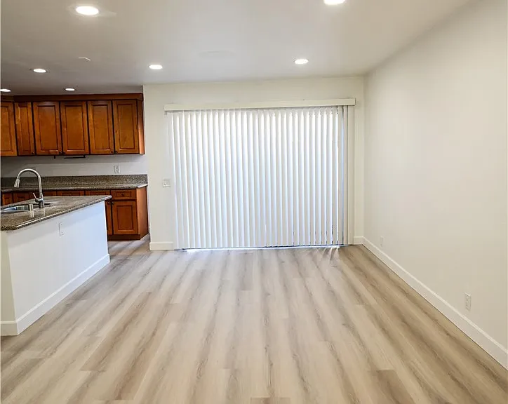 2902 Barrington Ct — Photo 13